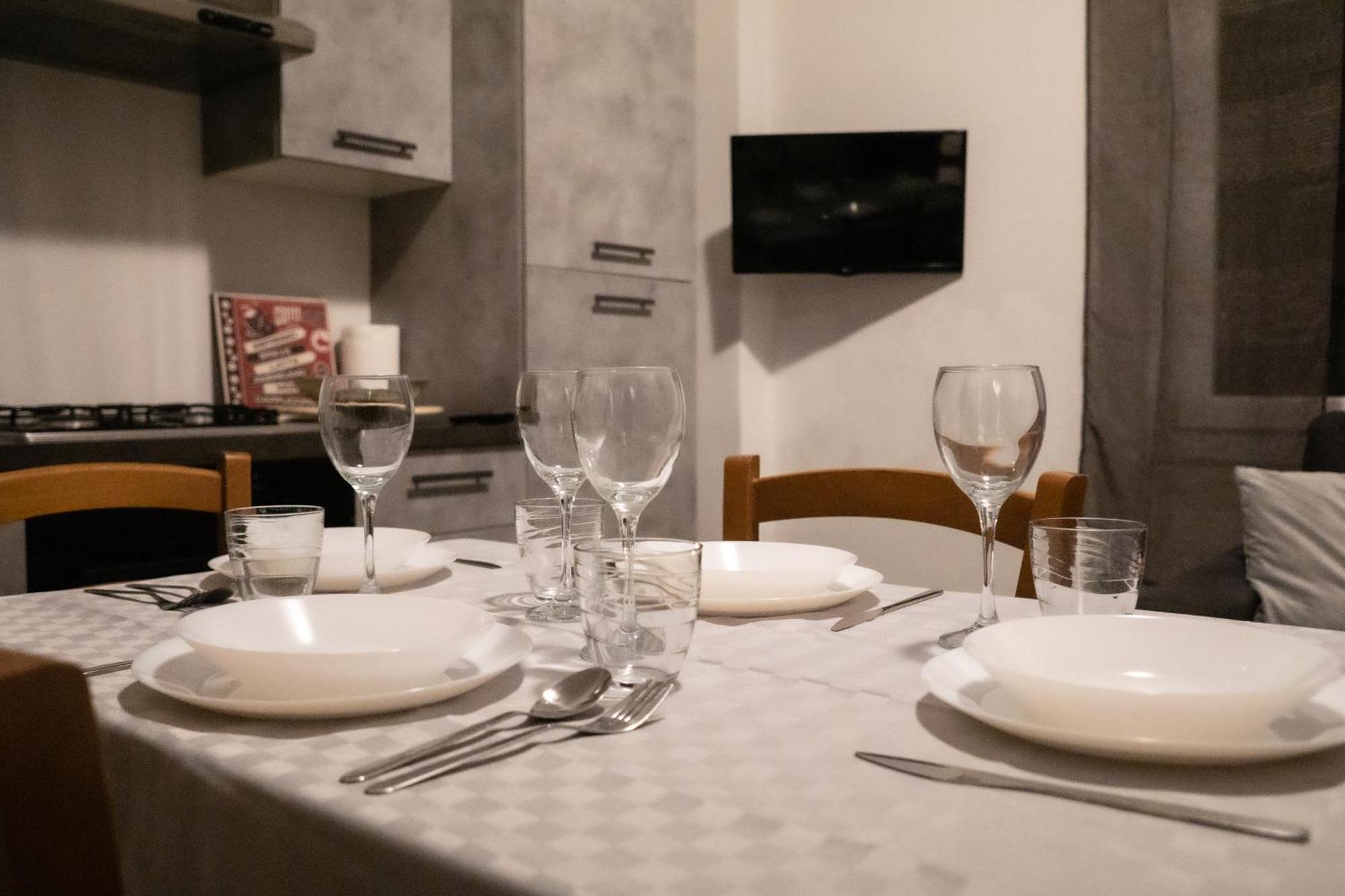 Bilocale Vicino Al Centro Di - Ristrutturato Di Recente! Apartamento *